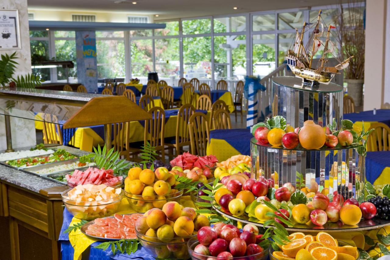 Hotel Oasis Albena Eksteriør billede