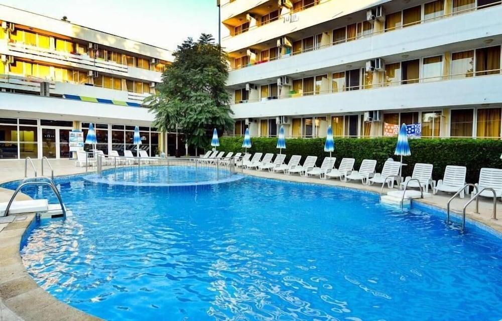 Hotel Oasis Albena Eksteriør billede