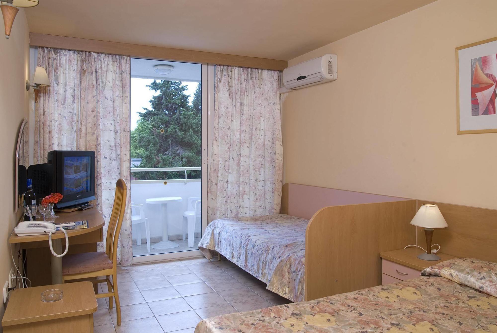 Hotel Oasis Albena Eksteriør billede